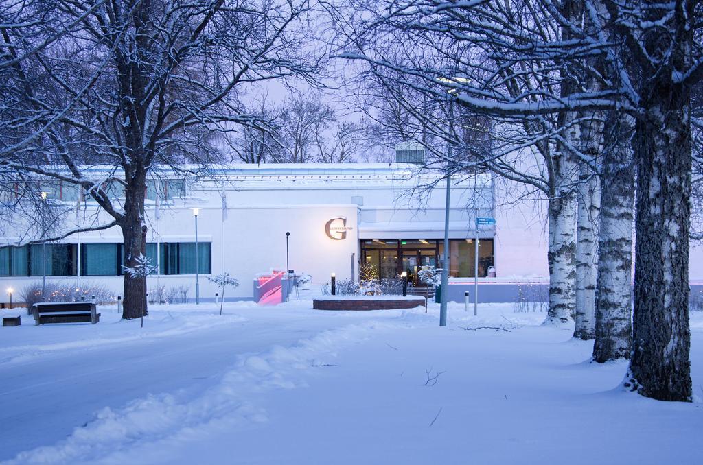 Hotelli Gustavelund ตูซูลา ภายนอก รูปภาพ