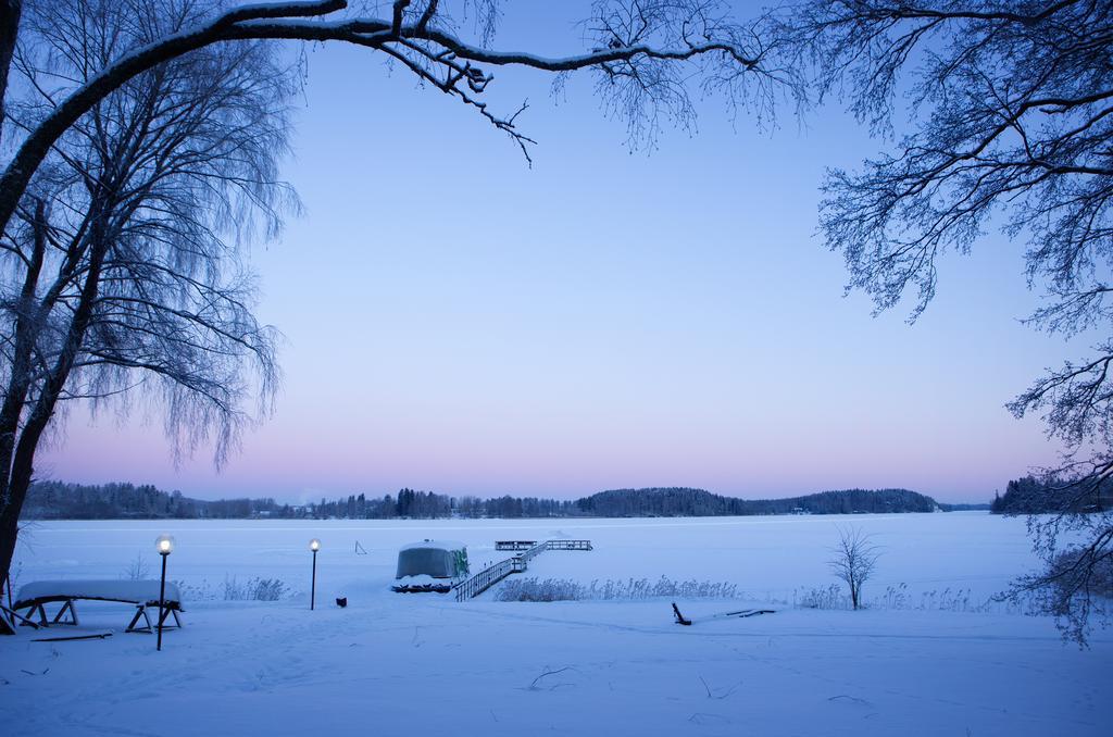 Hotelli Gustavelund ตูซูลา ภายนอก รูปภาพ